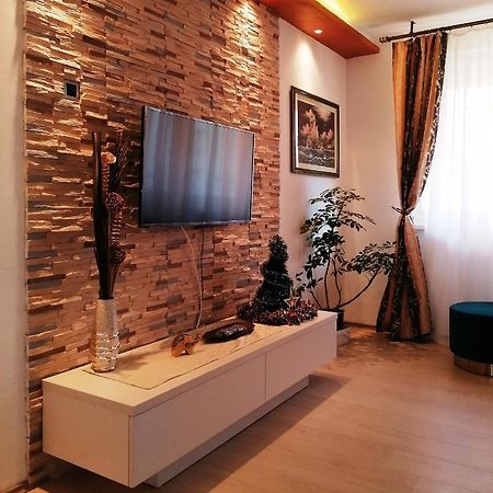 Oasis Felix Apartment Belgrad Zewnętrze zdjęcie