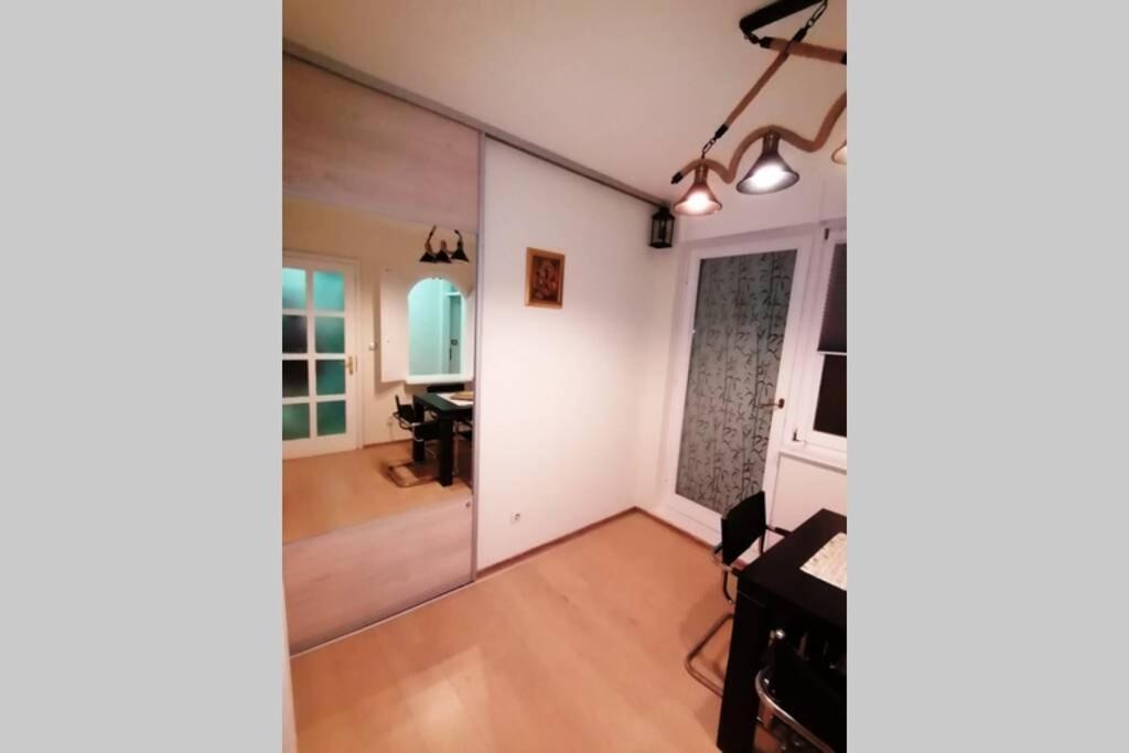 Oasis Felix Apartment Belgrad Zewnętrze zdjęcie